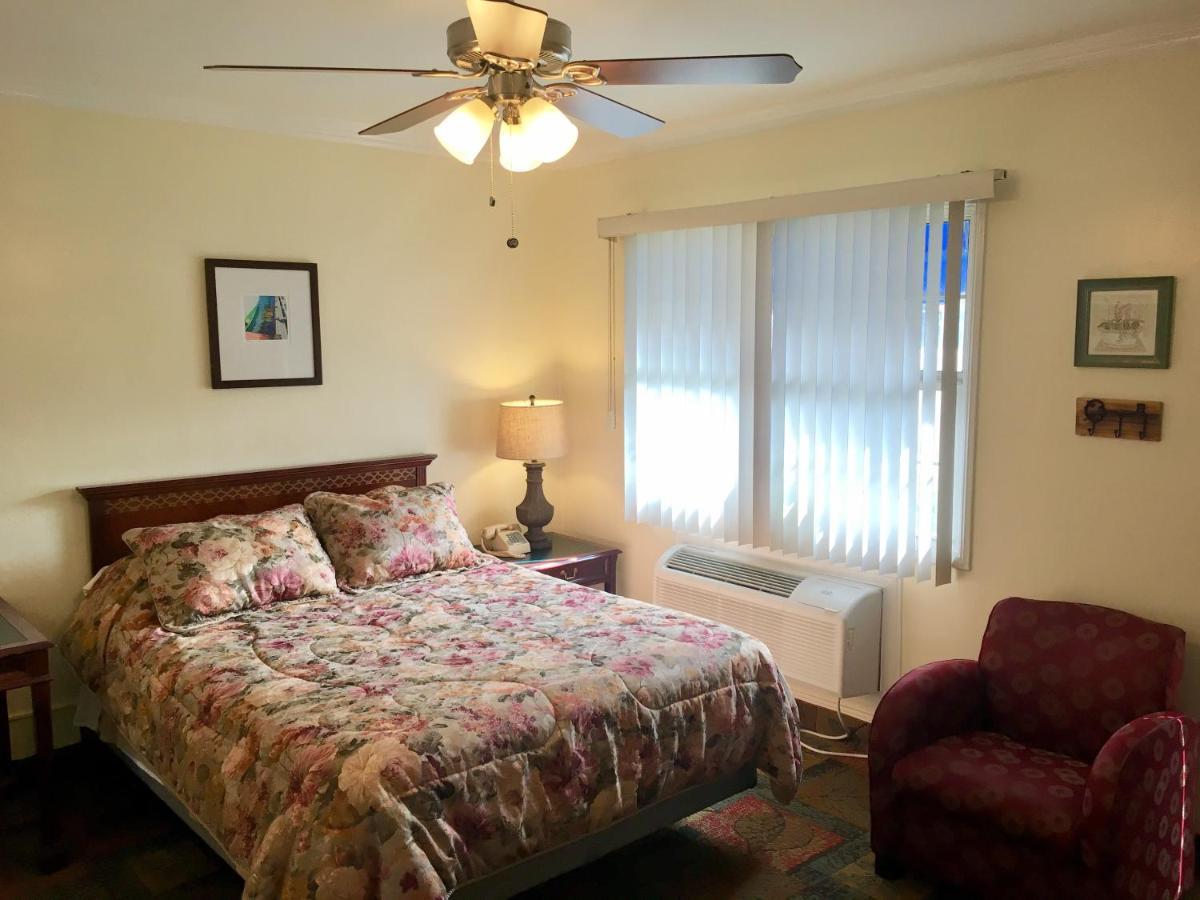 Los Feliz Hotel Глендейл Екстериор снимка